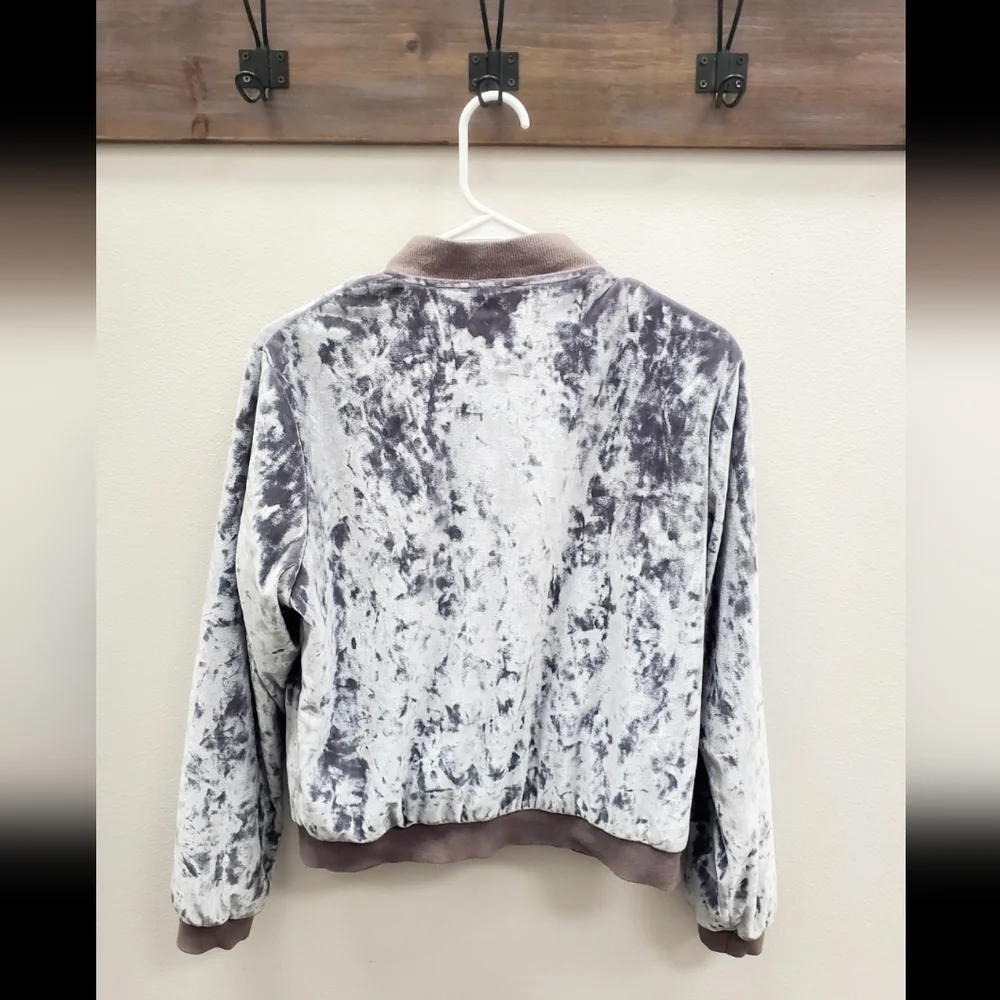 Cloud Chaser gray crushed velvet jacket - Picture 2 of 8